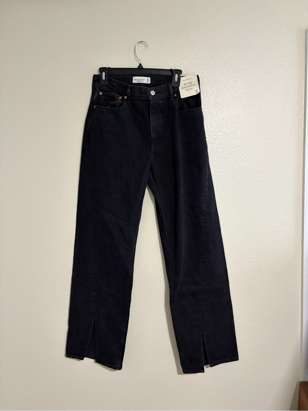 Abercrombie & Fitch Black High-Rise Relaxed Jeans